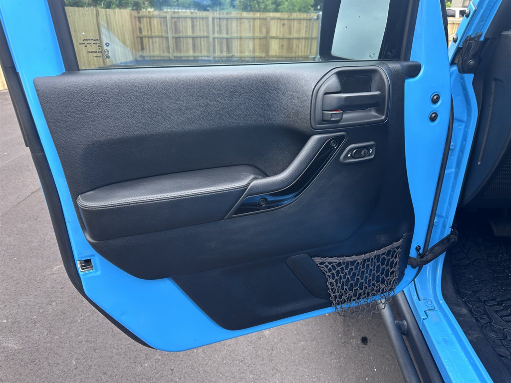2017 Jeep Wrangler Unlimited Sahara photo