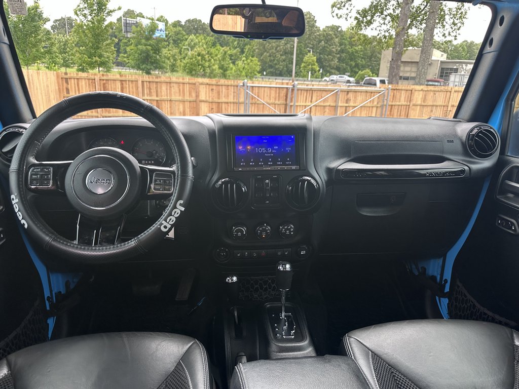 2017 Jeep Wrangler Unlimited Sahara photo