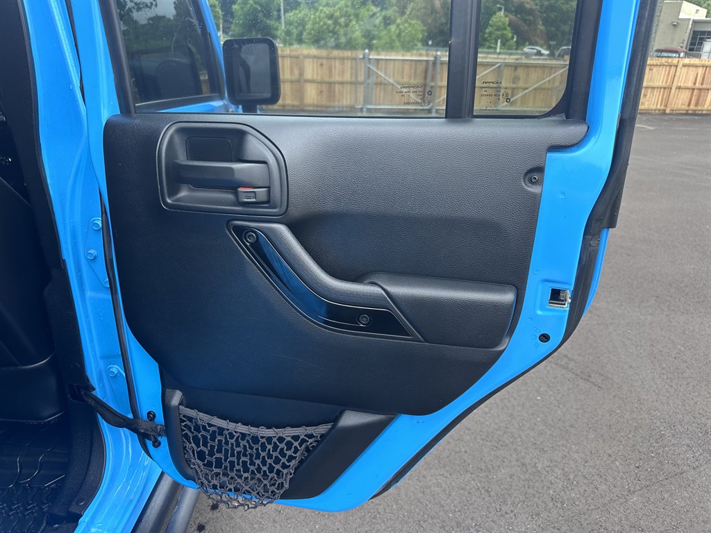 2017 Jeep Wrangler Unlimited Sahara photo
