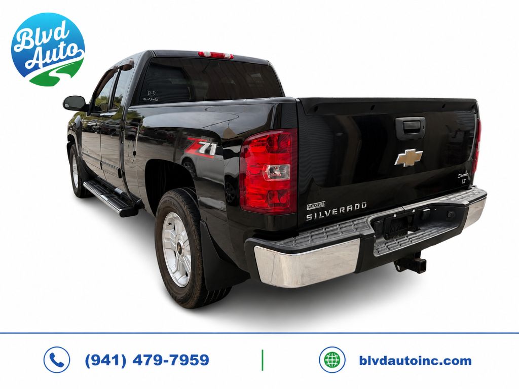 2010 Chevrolet Silverado - $12,997