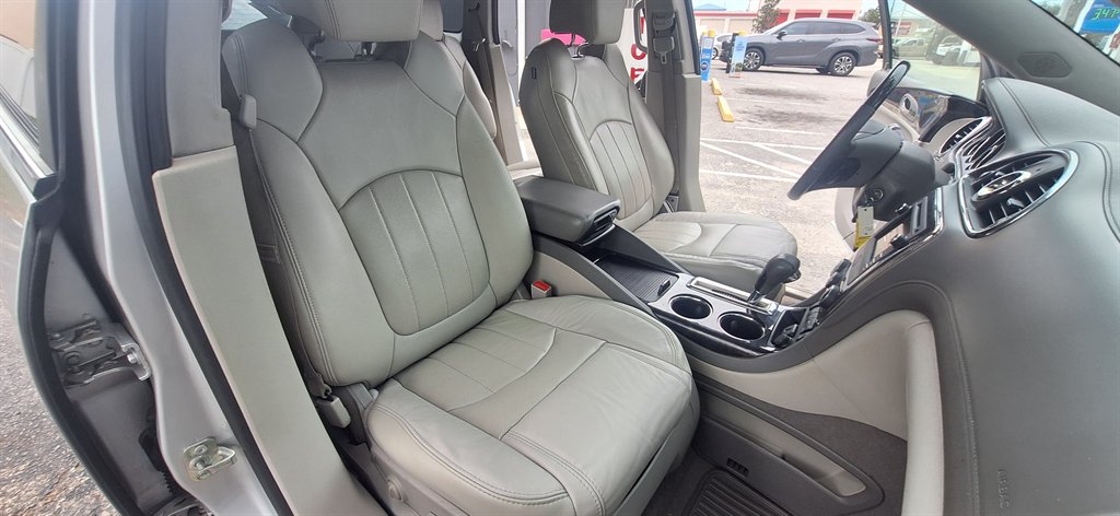 2016 Buick Enclave - $8,997