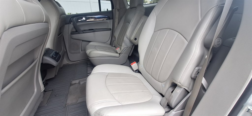2016 Buick Enclave - $8,997