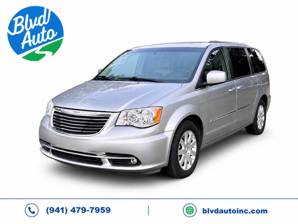 2016 Chrysler Town & Country - $9,387