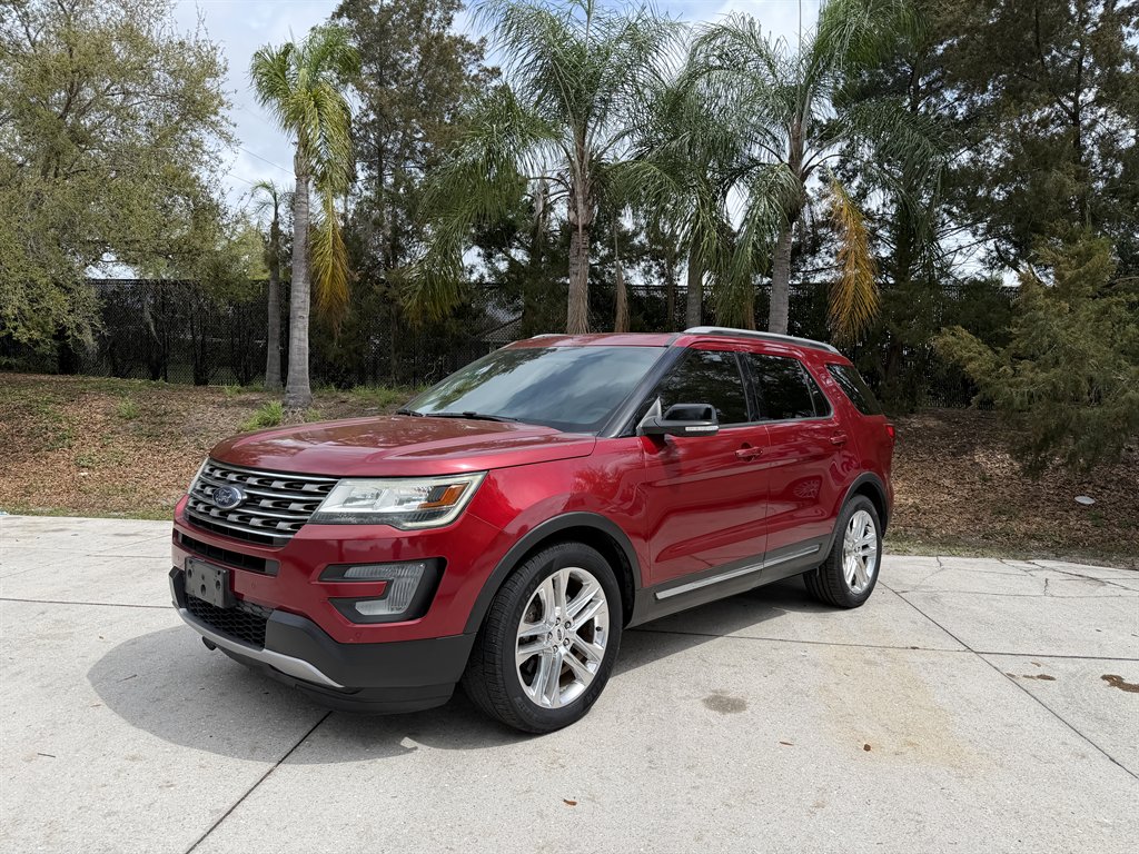 2017 Ford Explorer - $12,397