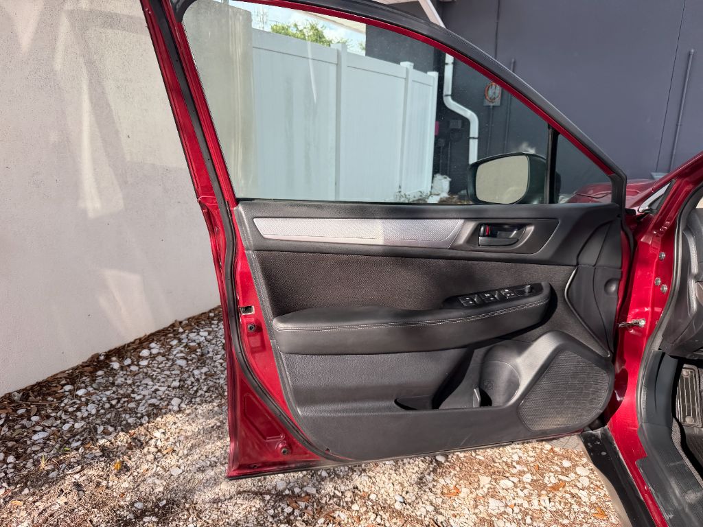 2018 Subaru Outback - $13,987