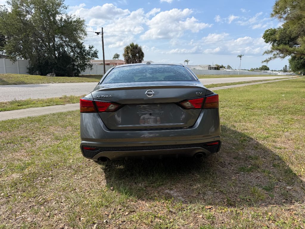 2019 Nissan Altima - $12,197