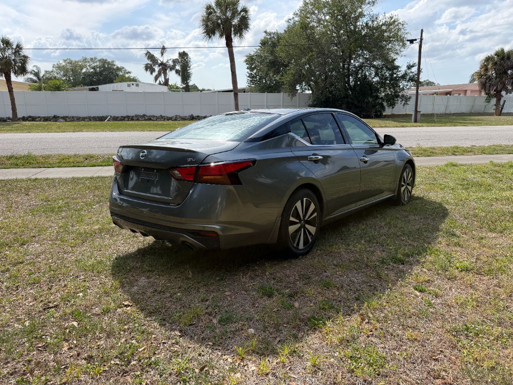 2019 Nissan Altima - $12,197