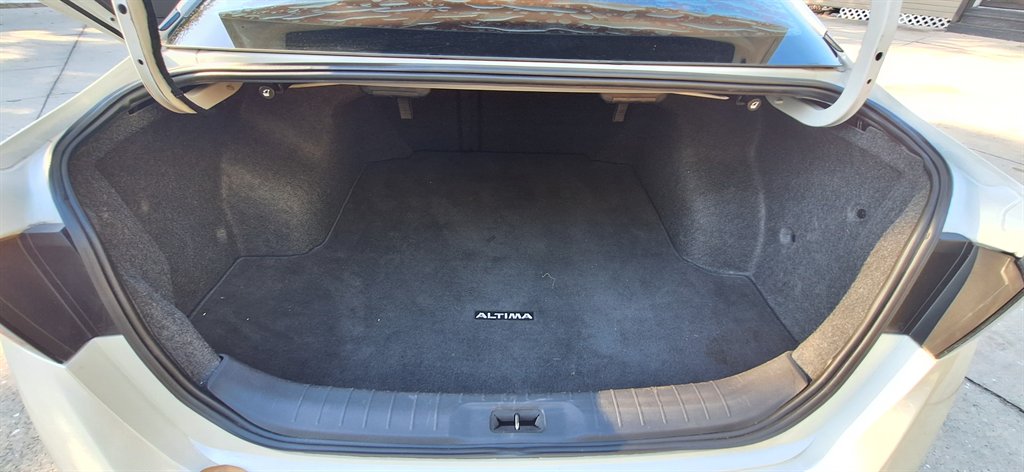 2020 Nissan Altima - $13,183