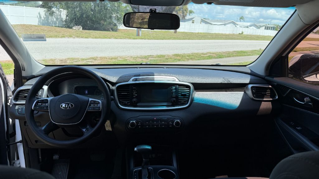 2020 Kia Sorento - $15,397
