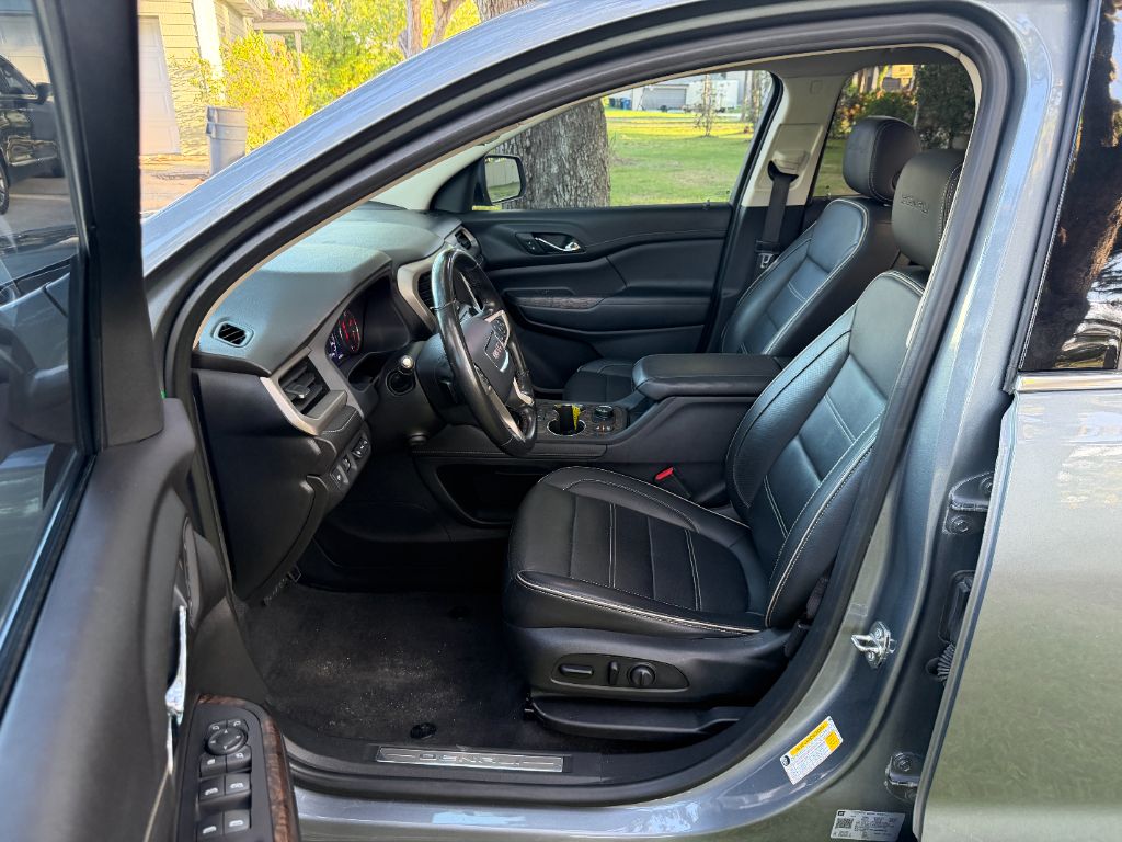 2020 GMC Acadia