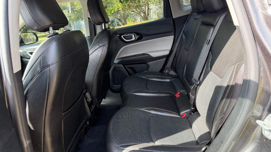 2022 Jeep Compass - $18,297