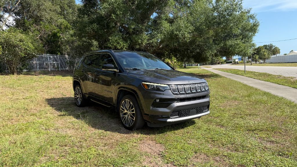 2022 Jeep Compass - $18,297