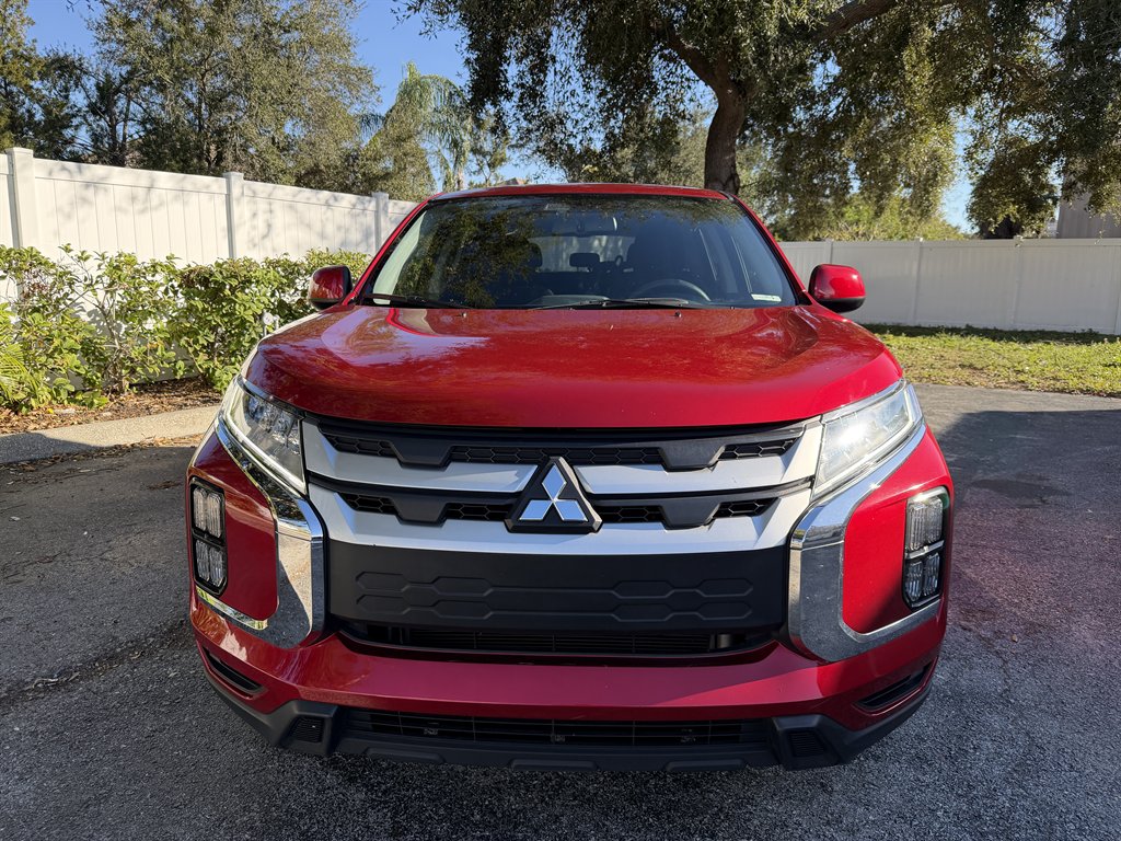 2022 Mitsubishi Outlander - $11,387