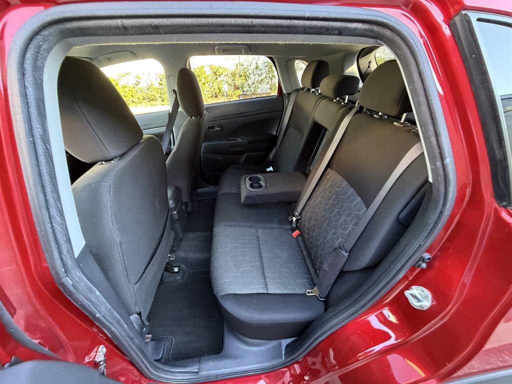 2022 Mitsubishi Outlander - $11,387