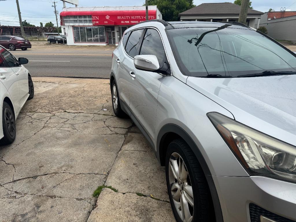 2014 Hyundai Santa Fe Sport - $6,500