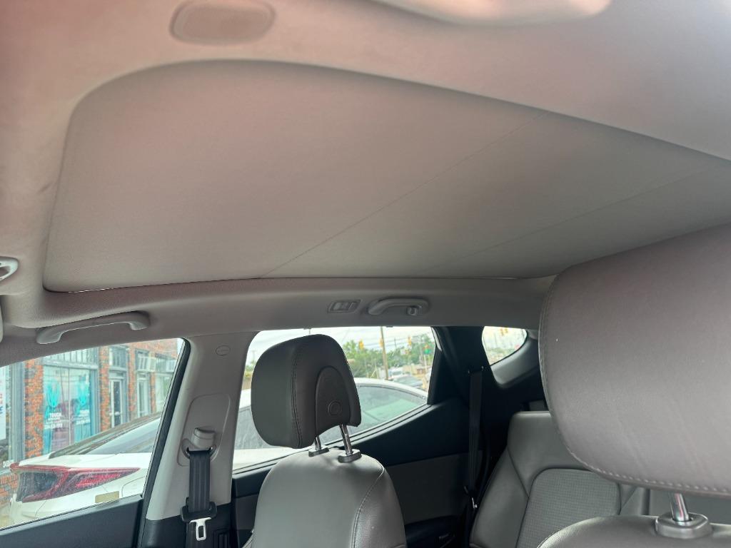 2014 Hyundai Santa Fe Sport - $6,500
