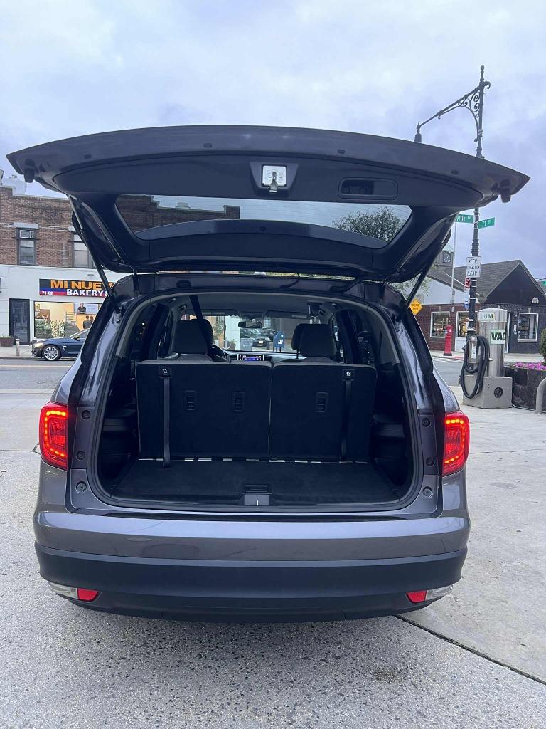 2017 Honda Pilot - $9,999