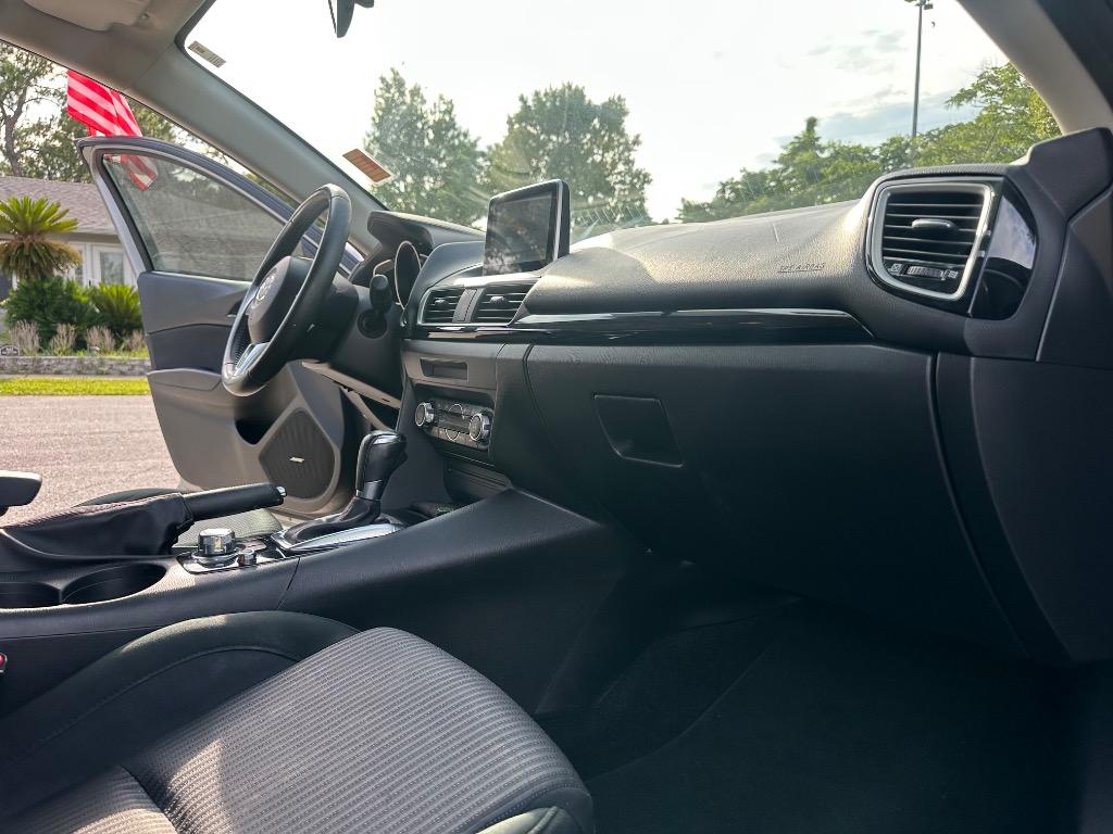 2014 MAZDA MAZDA3 - $5,995