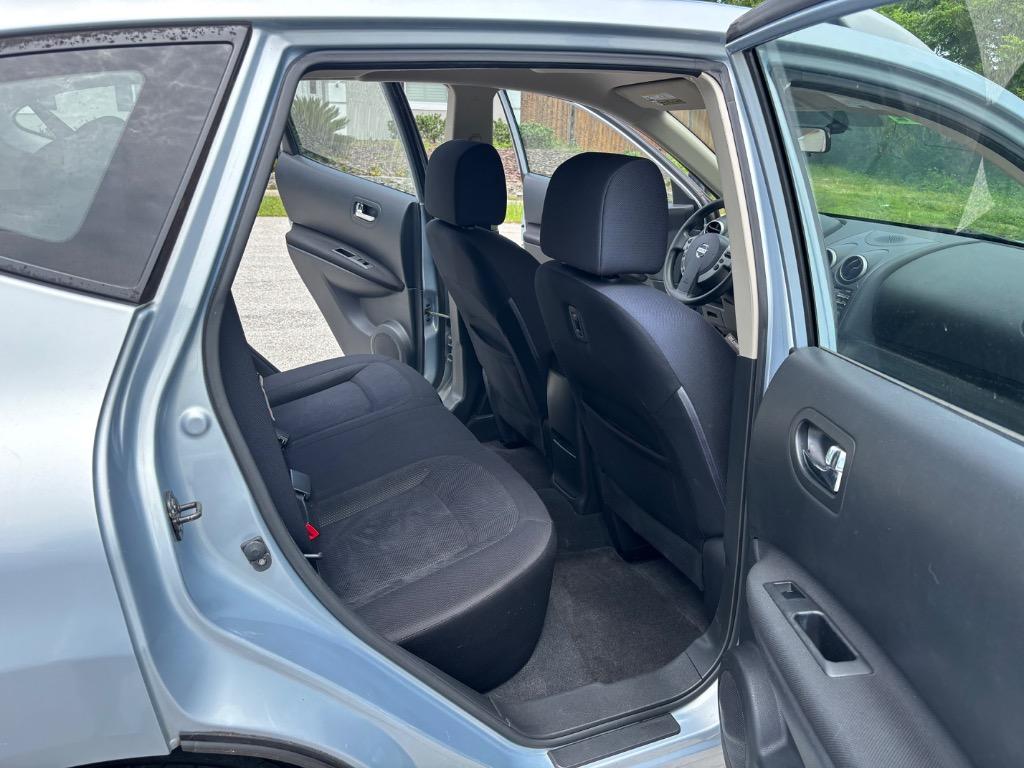 2015 Nissan Rogue - $5,750