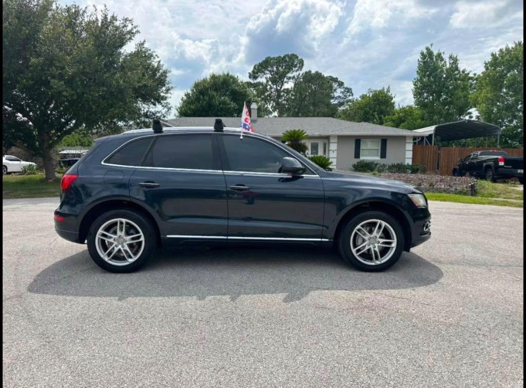 2015 Audi Q5 - $6,800