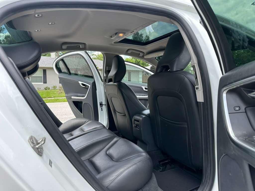 2015 Volvo S60 - $4,995