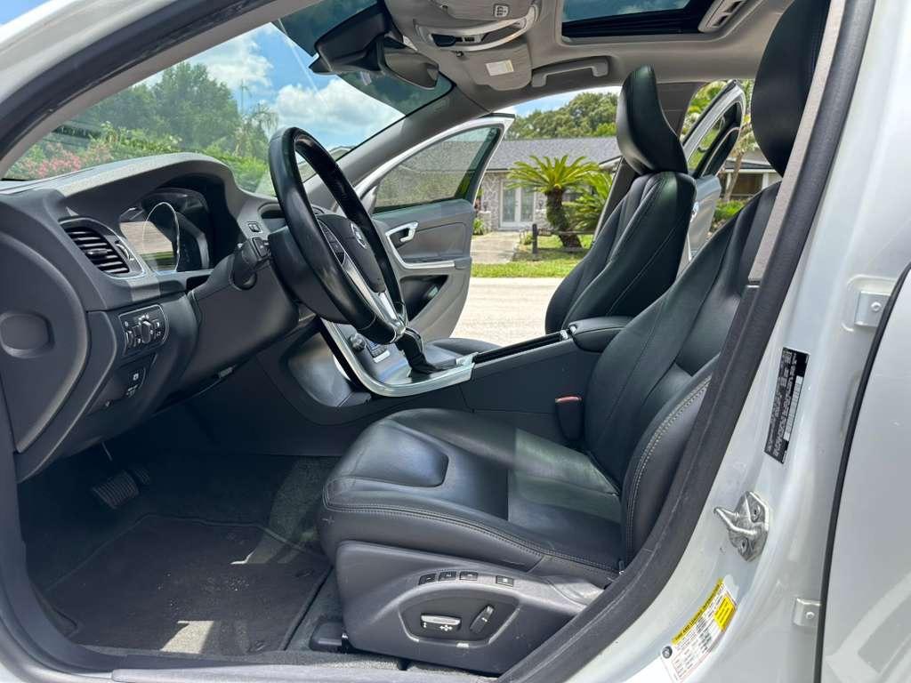 2015 Volvo S60 - $4,995