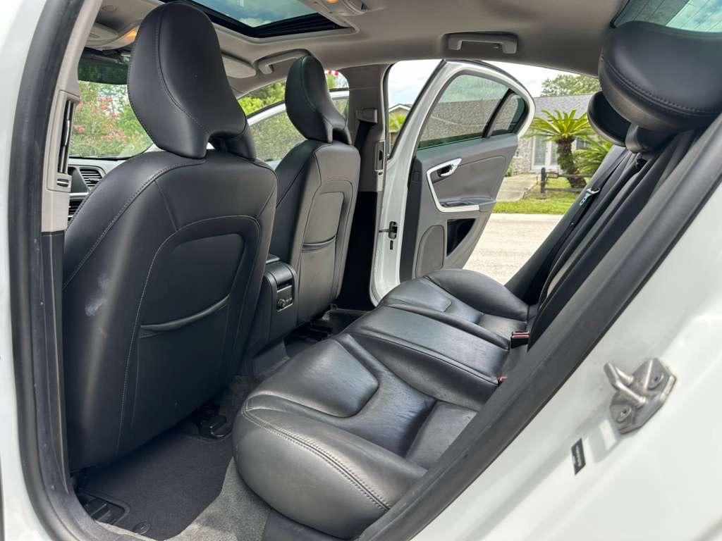 2015 Volvo S60 - $4,995