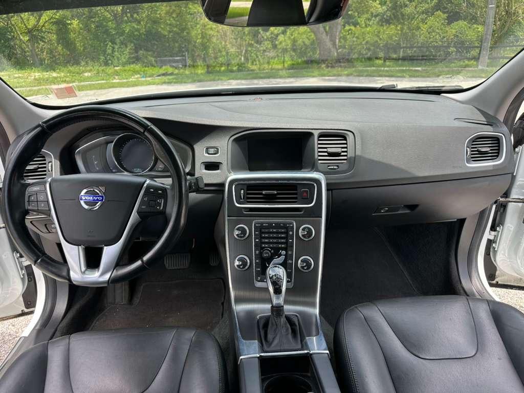 2015 Volvo S60 - $4,995
