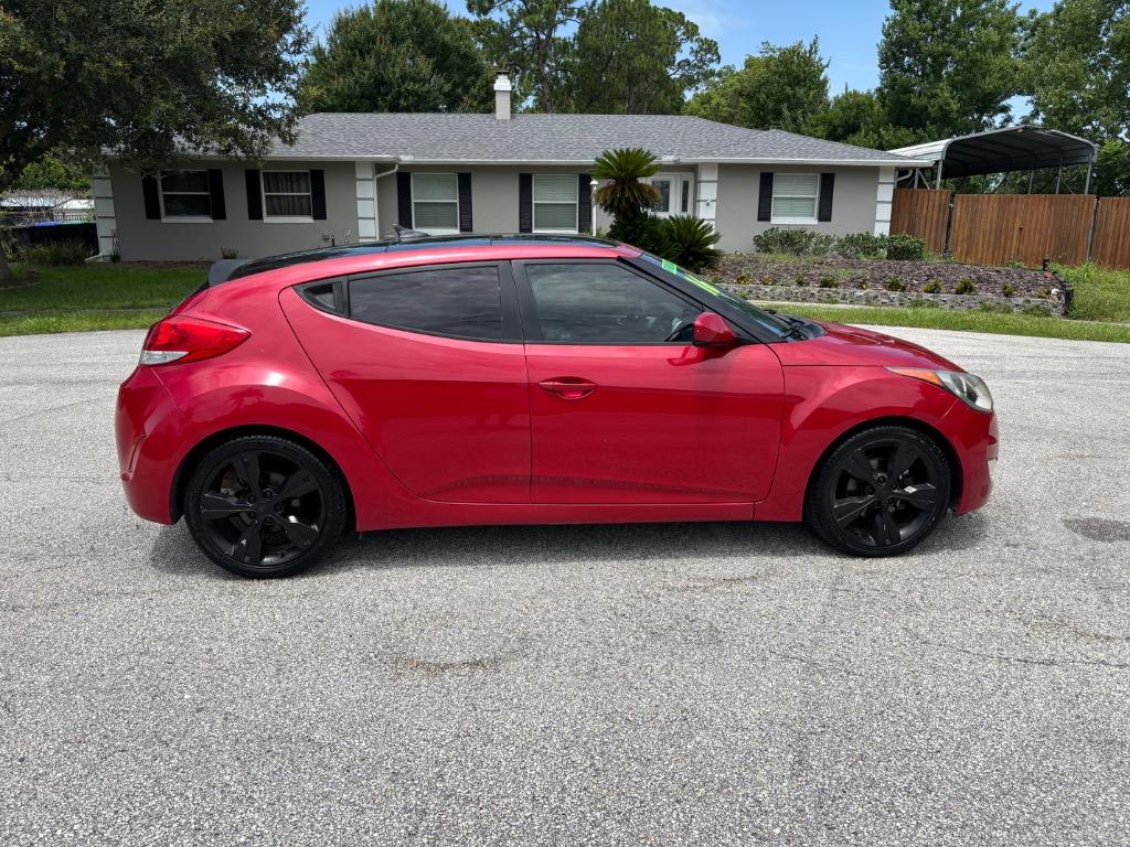 2016 Hyundai Veloster - $4,950