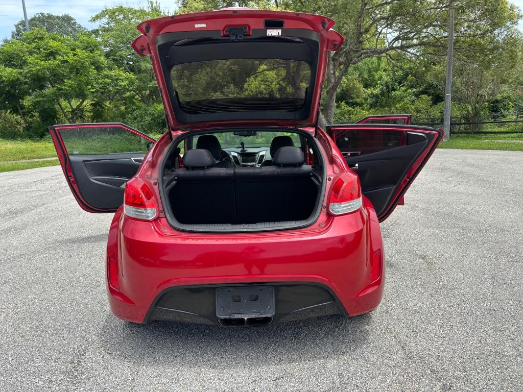 2016 Hyundai Veloster - $4,950