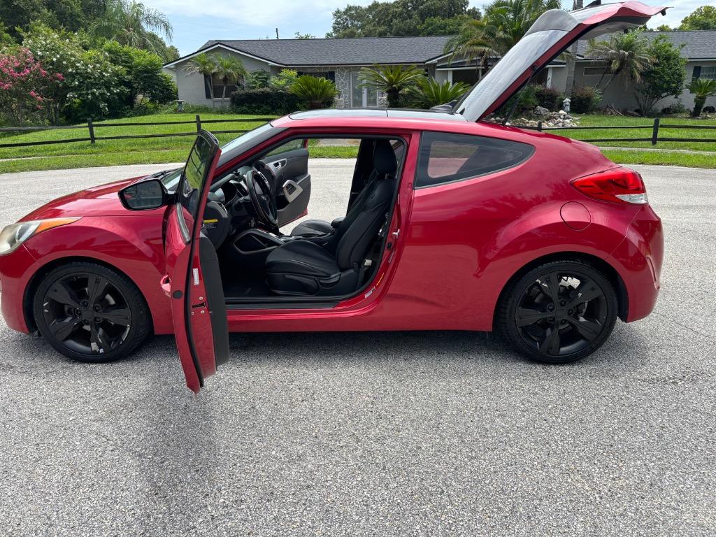 2016 Hyundai Veloster - $4,950