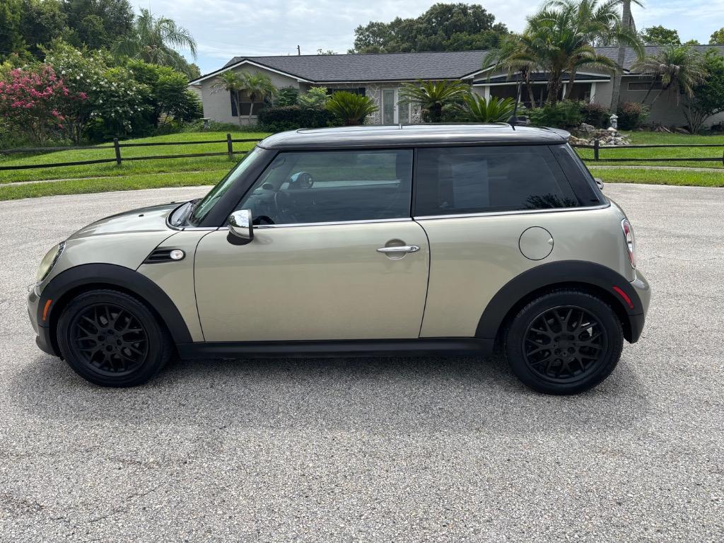2011 MINI Hardtop - $3,950