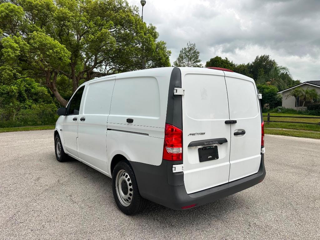 2018 Mercedes-Benz Metris - $8,500