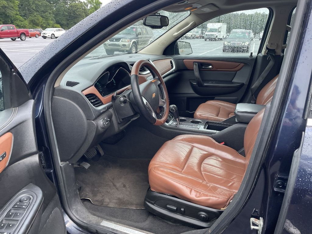 2016 Chevrolet Traverse - $11,995