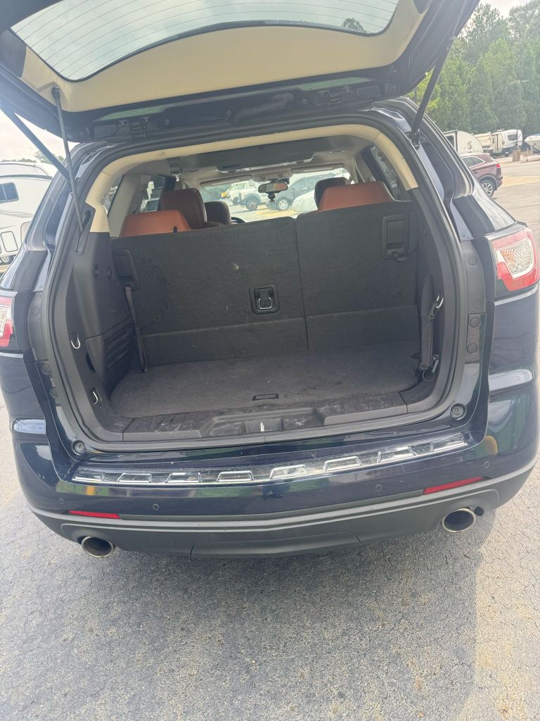 2016 Chevrolet Traverse - $11,995