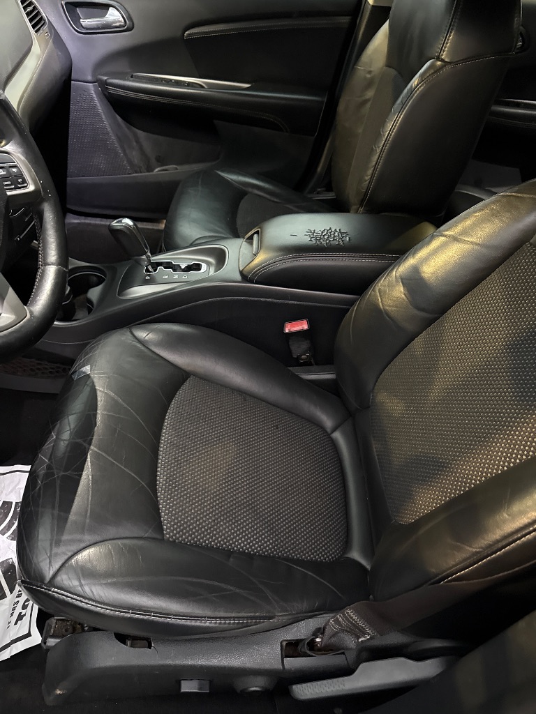 2015 Dodge Journey - $7,999