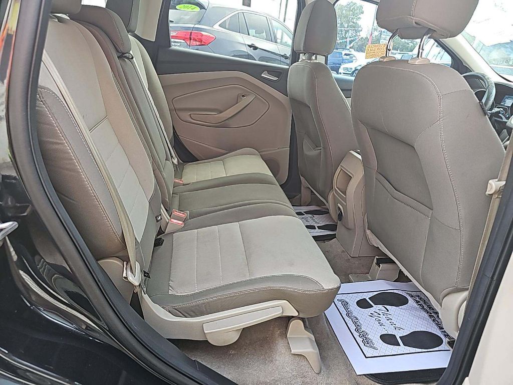 2014 Ford Escape - $5,999
