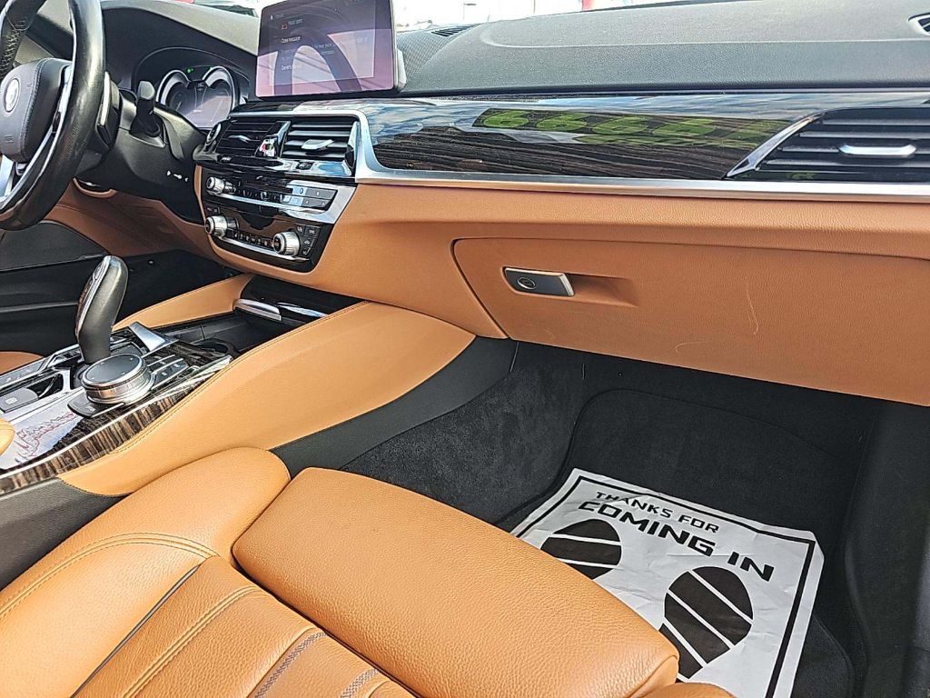 2019 BMW 530e - $19,999