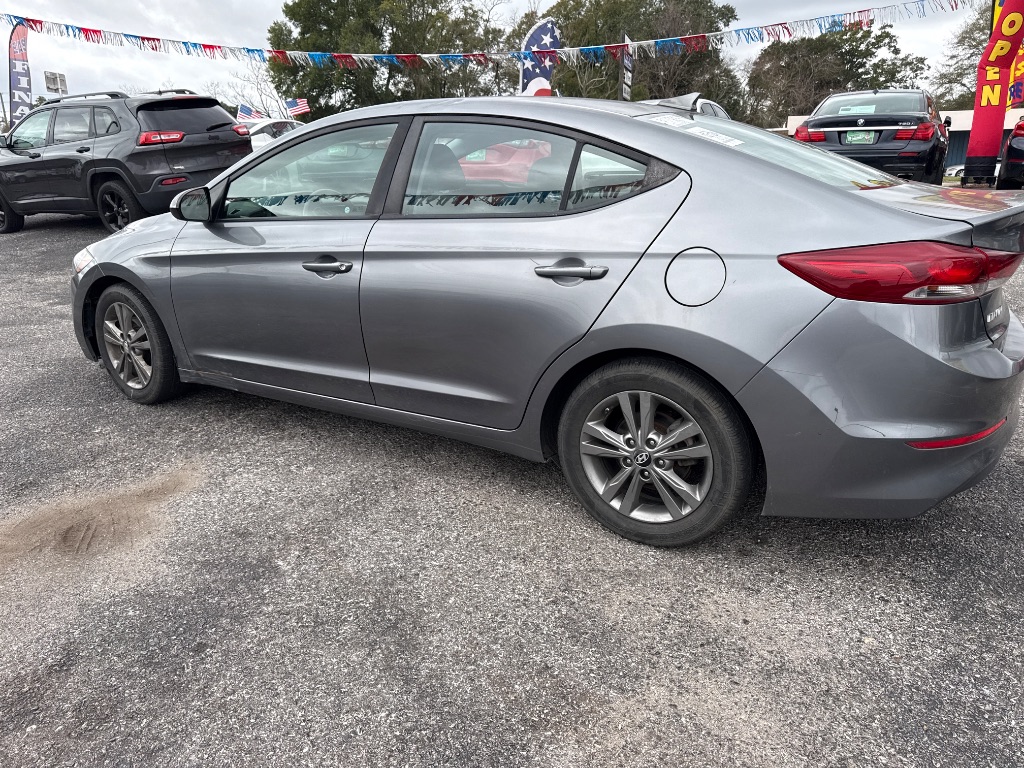 2018 Hyundai Elantra - $8,999