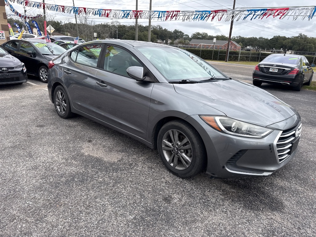 2018 Hyundai Elantra - $8,999