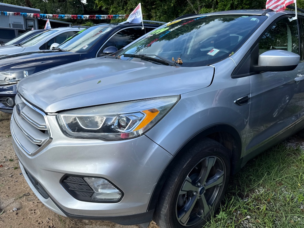 2017 Ford Escape - $9,999