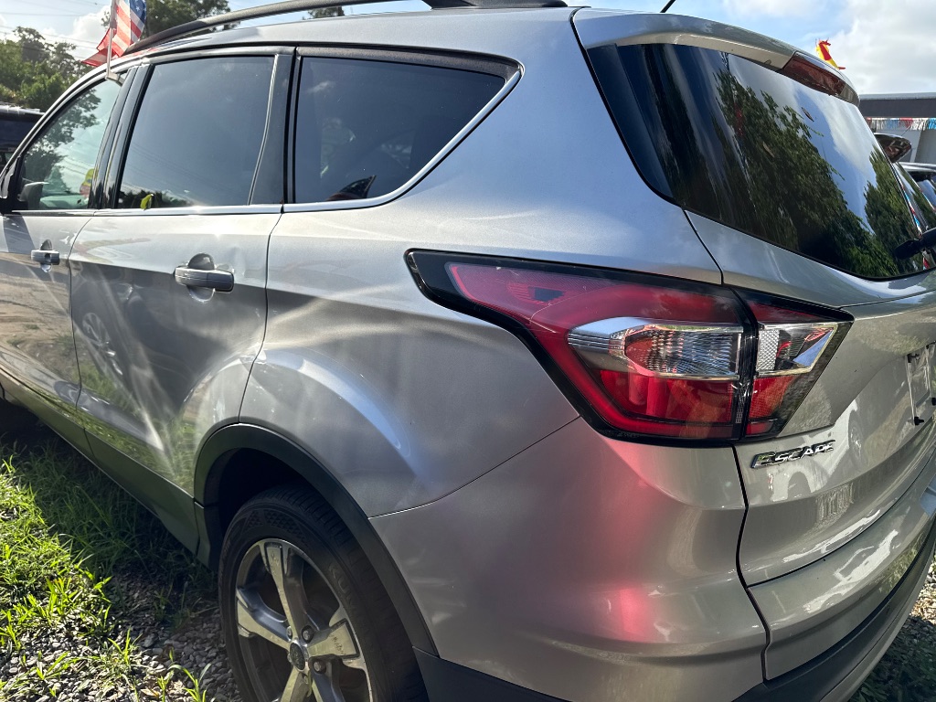 2017 Ford Escape - $9,999