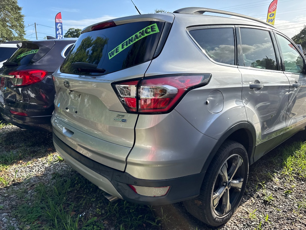 2017 Ford Escape - $9,999