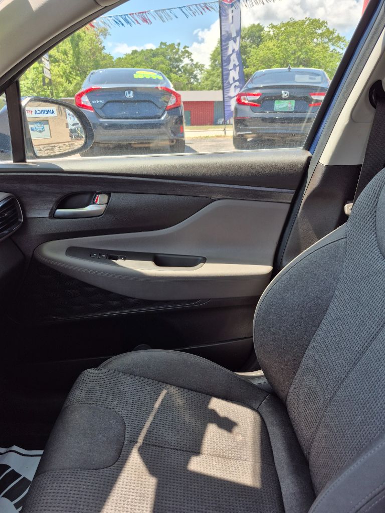 2019 Hyundai Santa Fe - $13,999