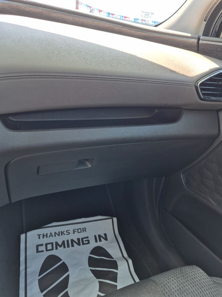 2019 Hyundai Santa Fe - $13,999