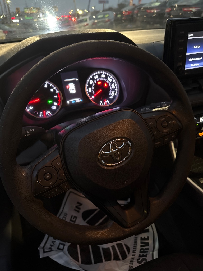 2021 Toyota RAV4 - $24,999