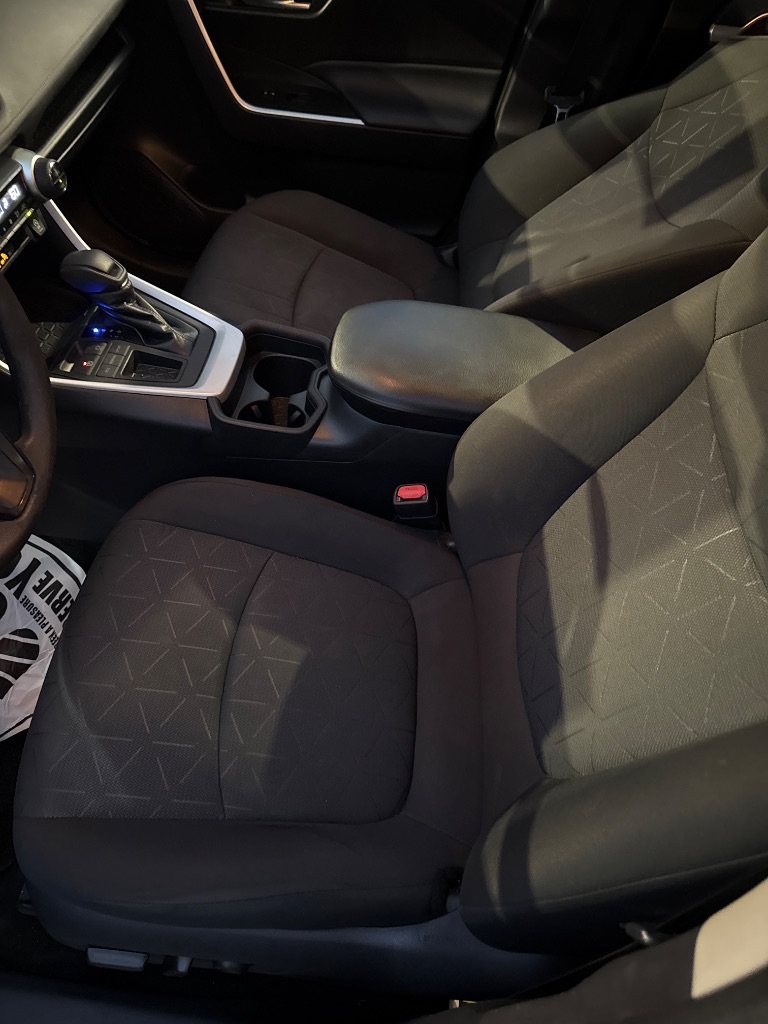 2021 Toyota RAV4 - $24,999