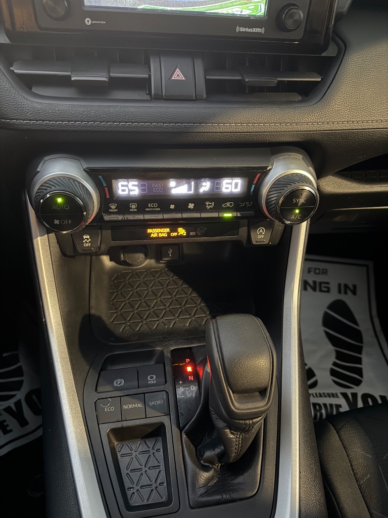 2021 Toyota RAV4 - $24,999