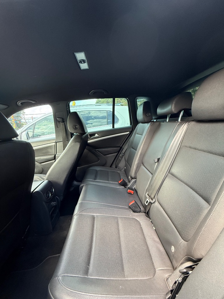 2016 Volkswagen Tiguan - $7,899