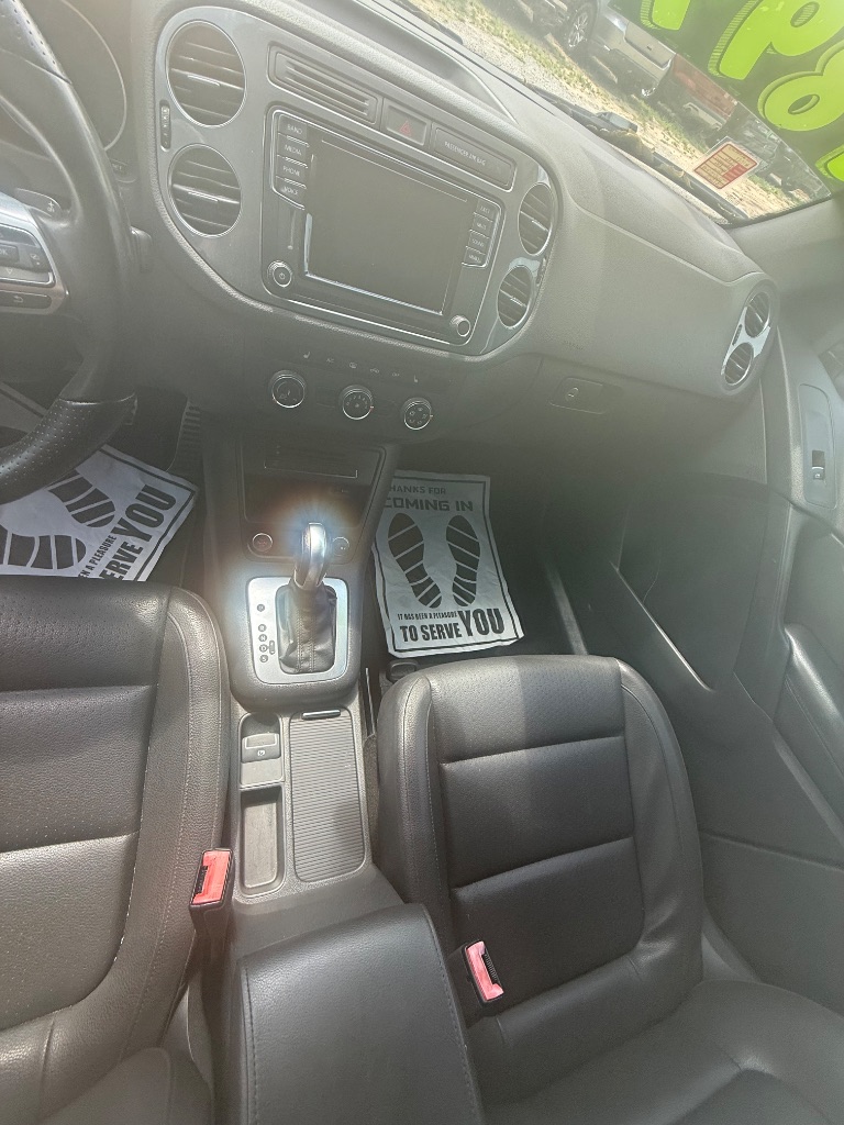 2016 Volkswagen Tiguan - $7,899